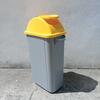 Ecoponto 50L Tampa Amarela Basculante em Polipropileno
