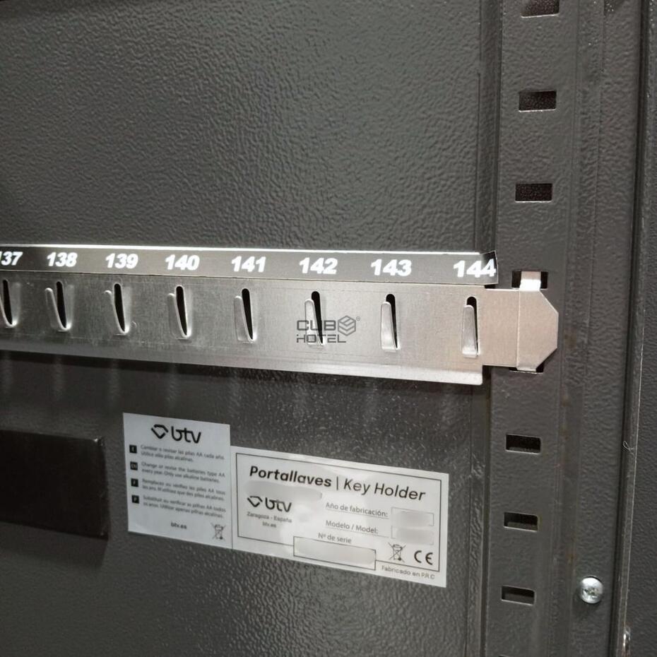 Chaveiro Cofre Eletrónico com Código 144 Chaves