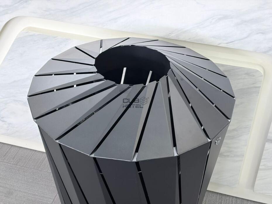 Papeleira Exterior Preta com Contentor Interior