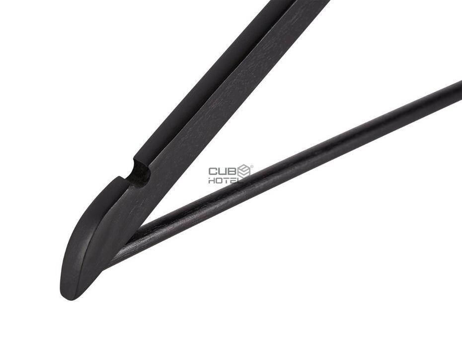 100 Cabides em Madeira com Gancho Chelsea