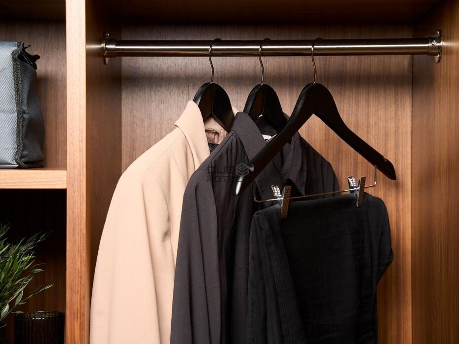 100 Cabides com Pinça para Hotel Burlington