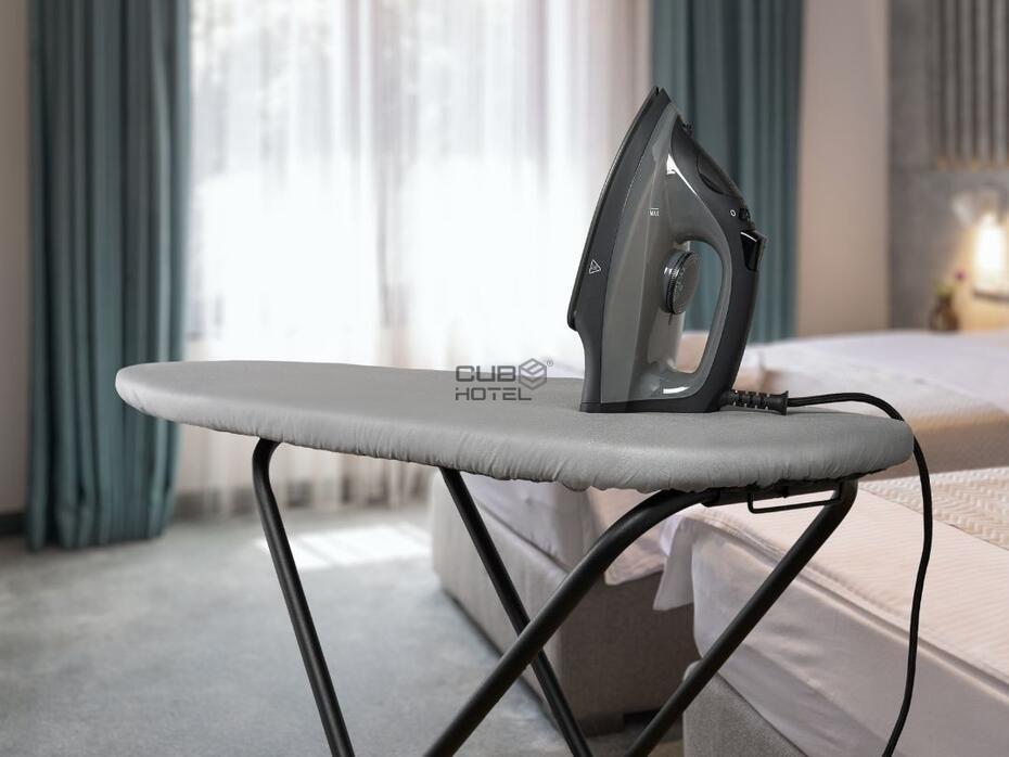 1600W Steam Iron for Hotel