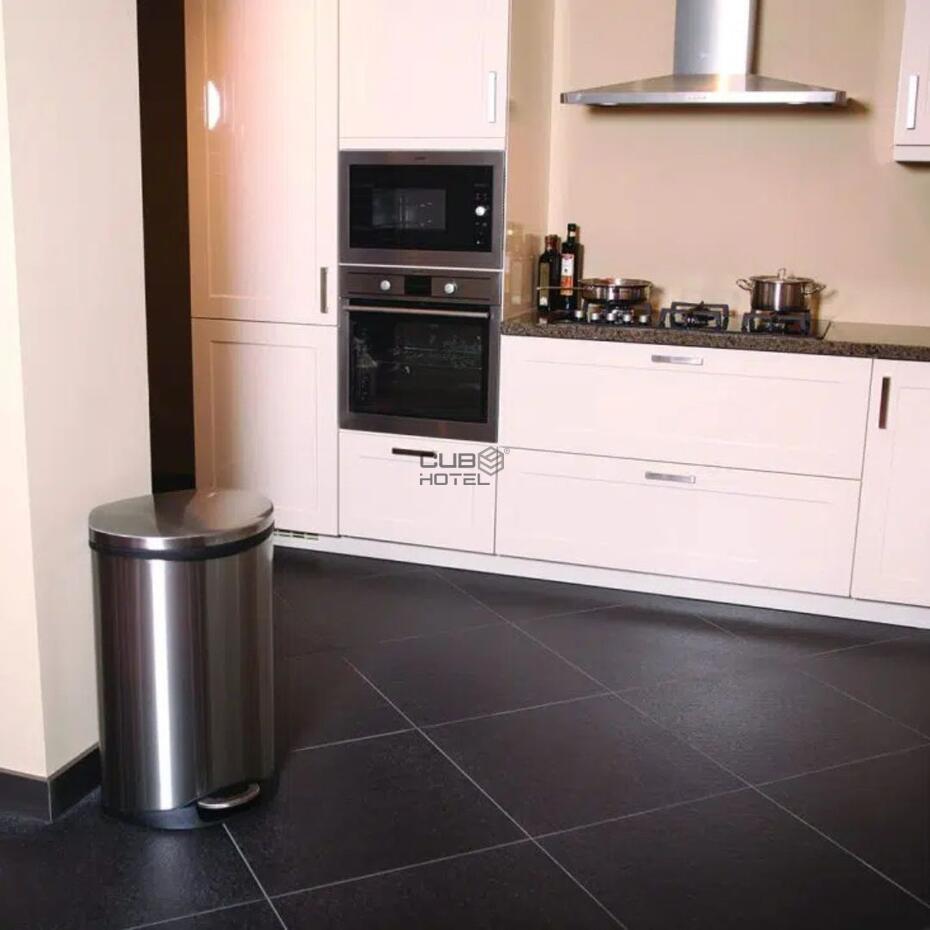 Balde Lixo Inox Escovado 50L Pedal Tampa Soft Close