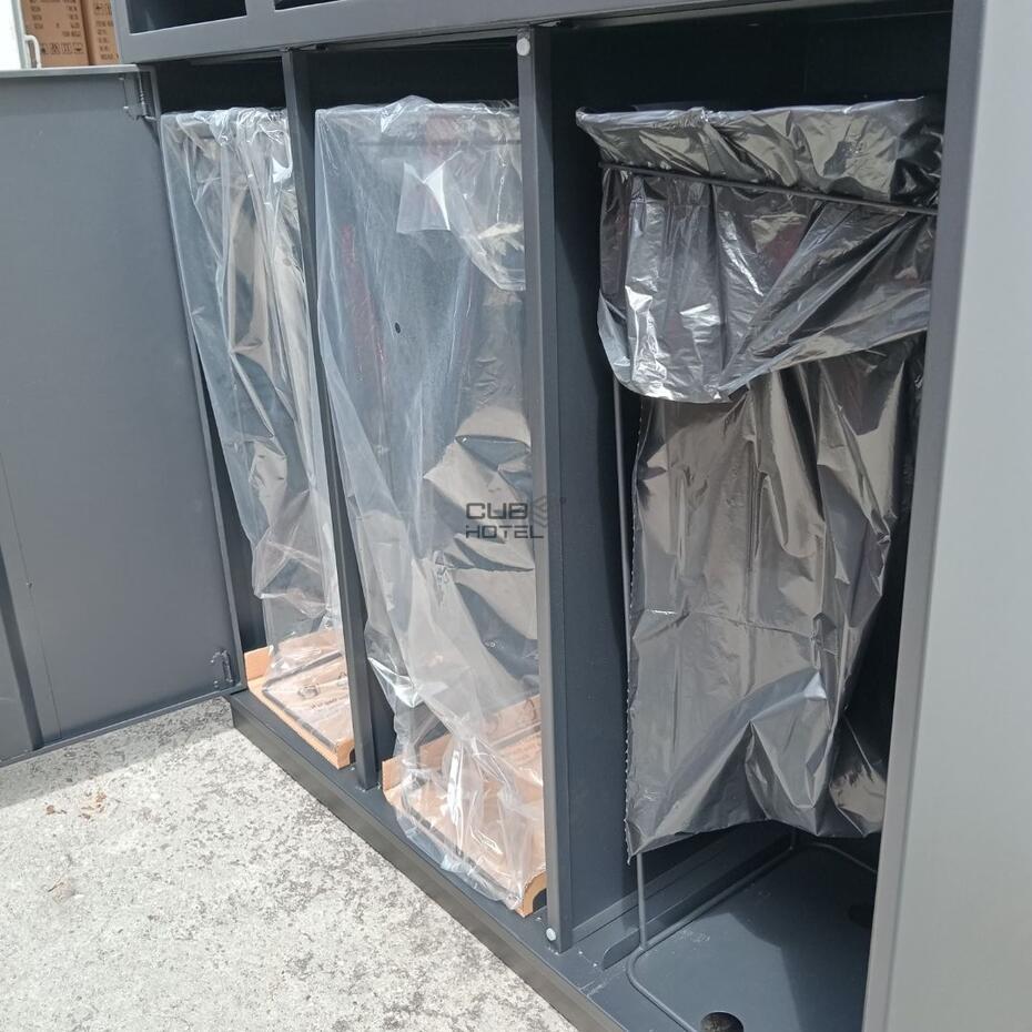 Ecopunto 180L Exterior para Espacios Públicos con 3 Separadores