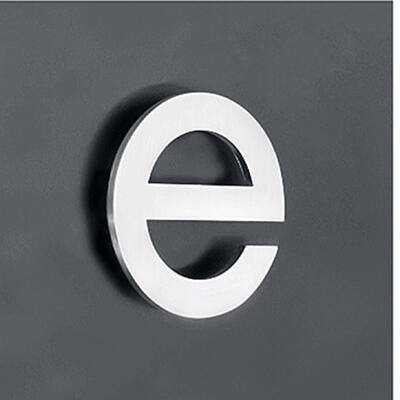 Letras minúsculas com fixação oculta por parafusos à parede - 100mm